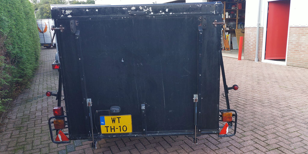 Tandem axle Hoffmann closed trailer