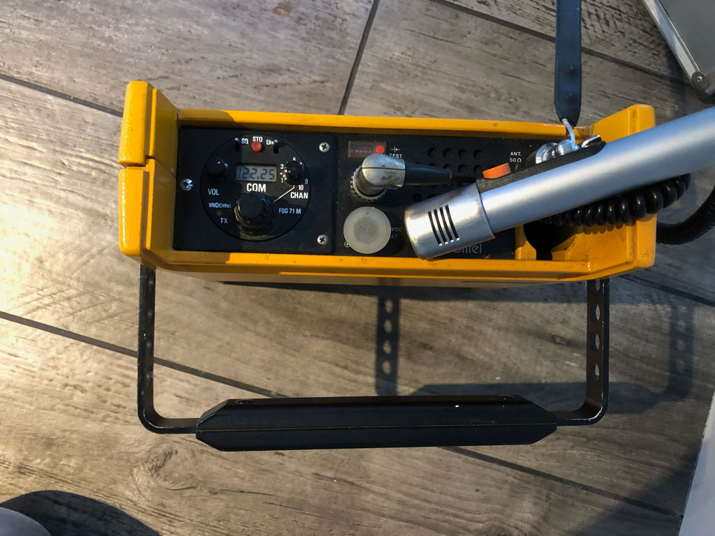 Dittel FSG 71 airband transceiver