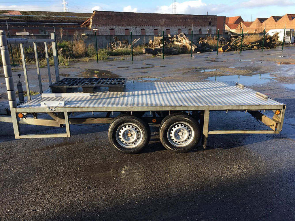 BCW tandem axle flat bed trailer