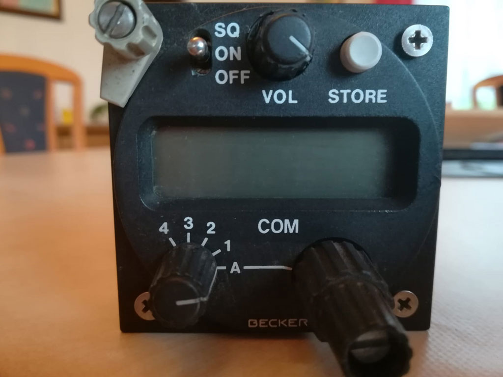 Becker AR 3201 VHF Radio COM in excellent condition 