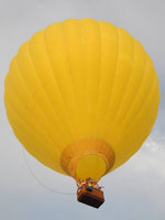 PH-YLO Lindstrand LBL 240A