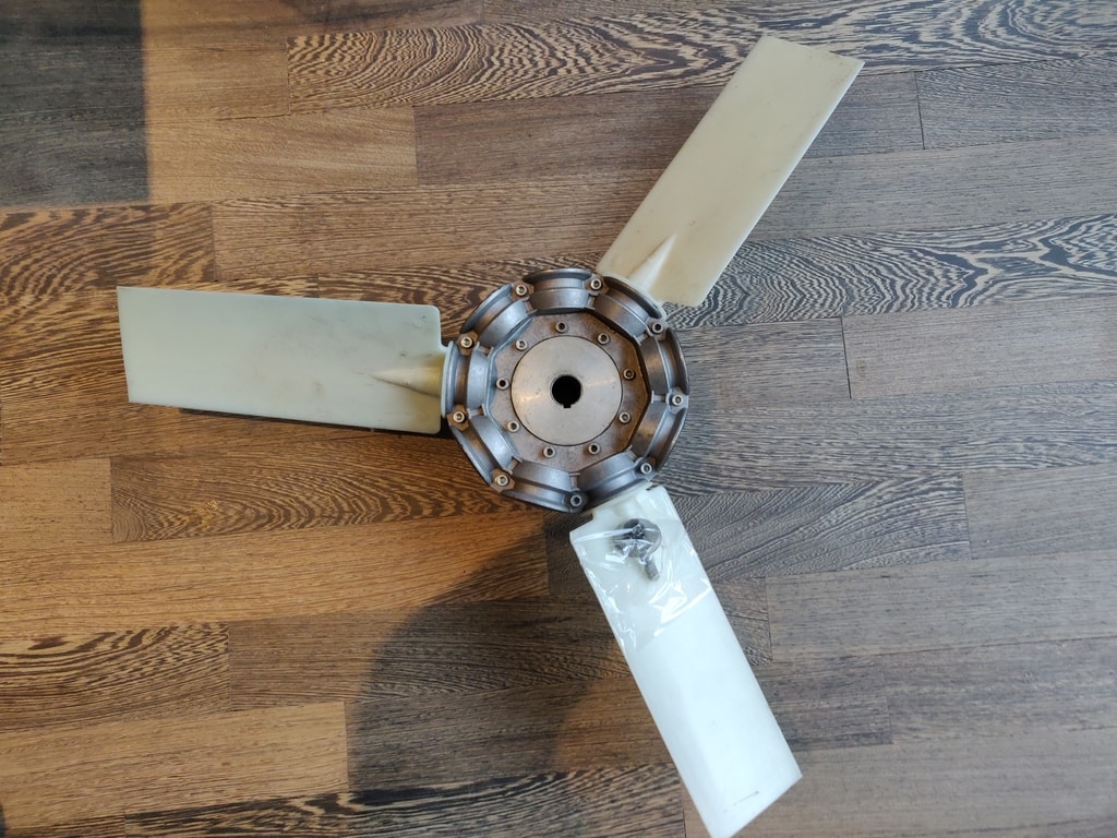 Plastic propeller Ultramagic