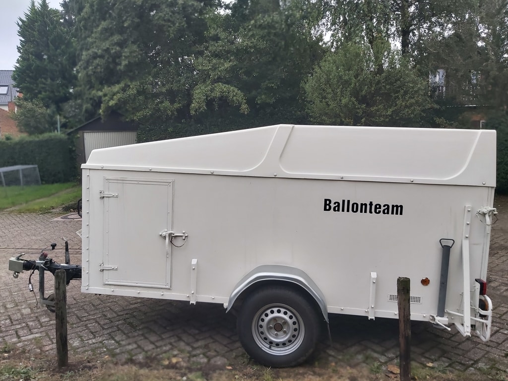 Single axle Hofmann trailer