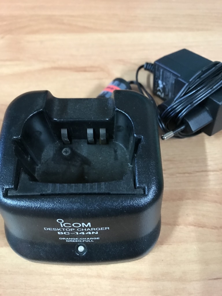 Icom BC-144N desk charger