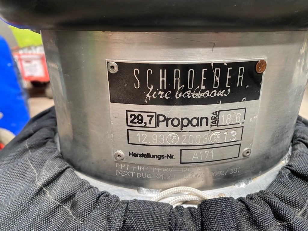 2x Schroeder VA70 cylinder