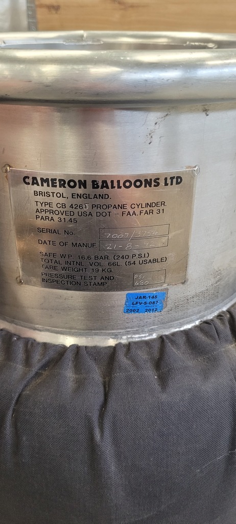 2x Cameron CB426 cylinder