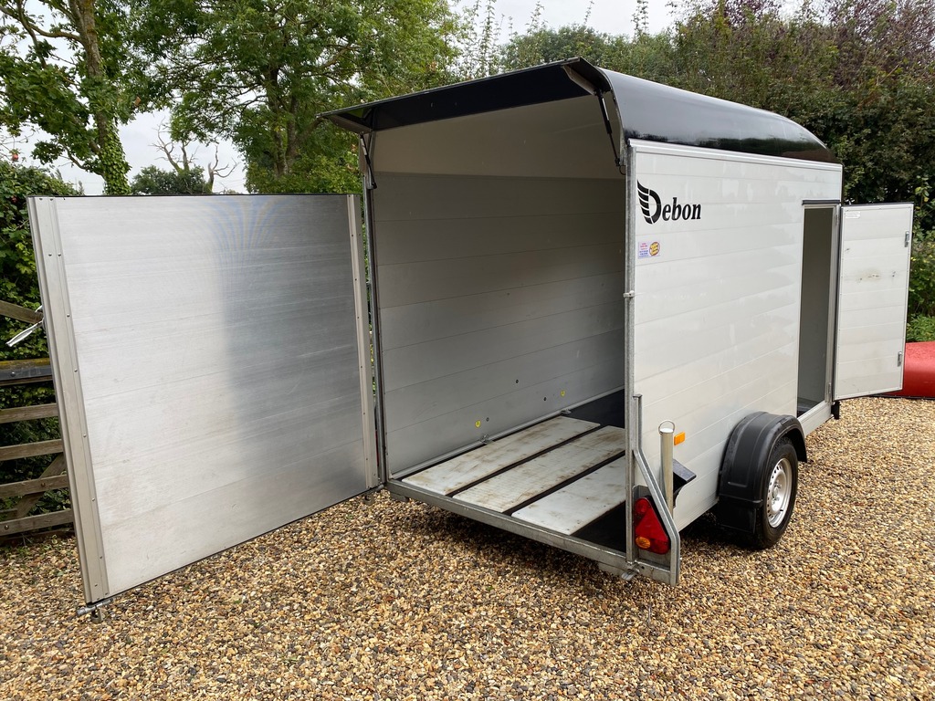 Debon 3m single axle trailer